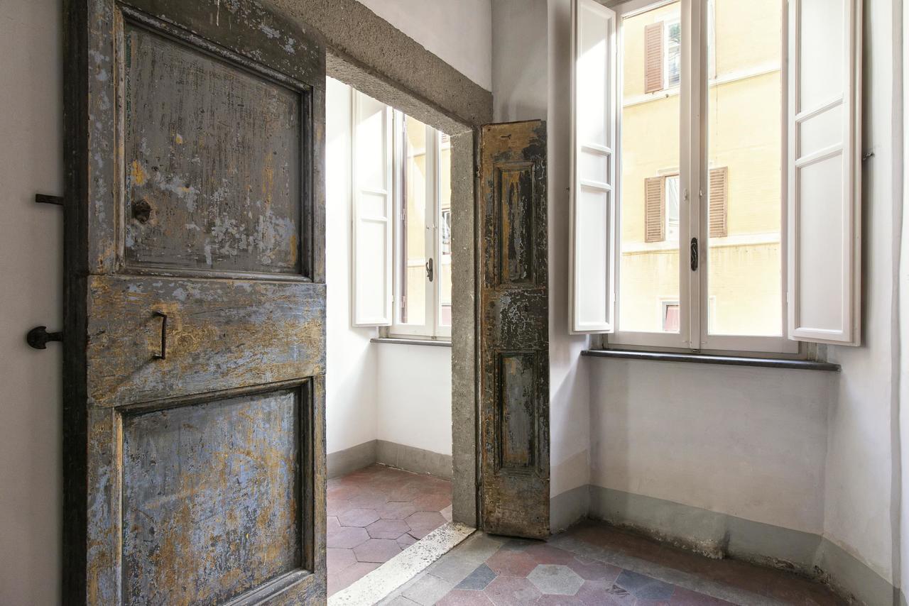 Canova Rooms In Spanish Steps Rome Exterior photo