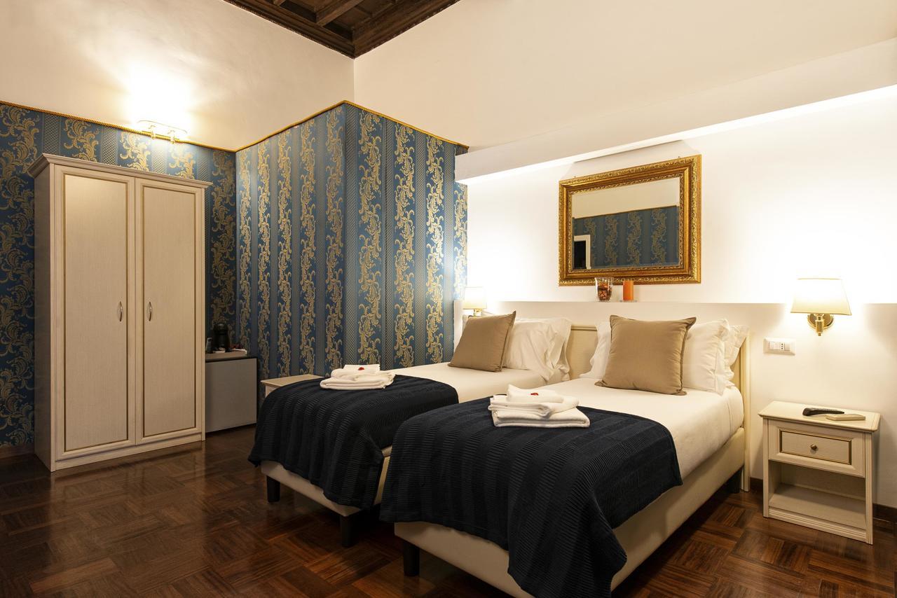 Canova Rooms In Spanish Steps Rome Exterior photo